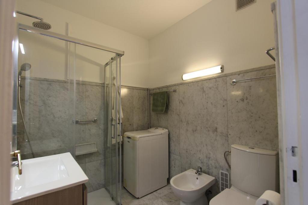 Appartement Front De Mer - Promenade Des Anglais Nice Exterior photo